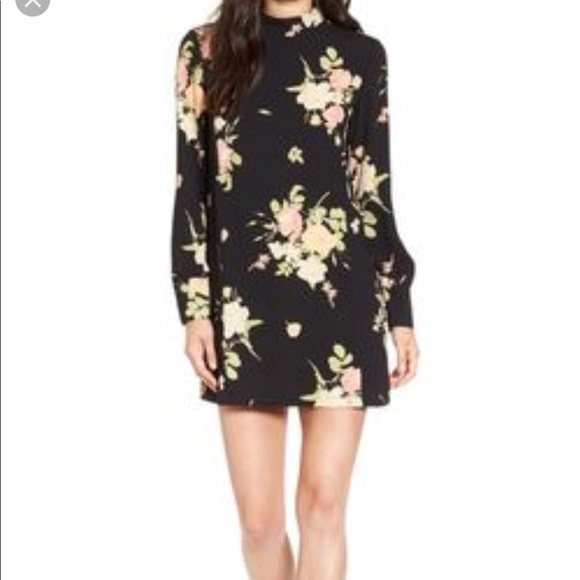 Leith Dresses & Skirts - LEITH Black Floral Mock Neck Shift Dress L